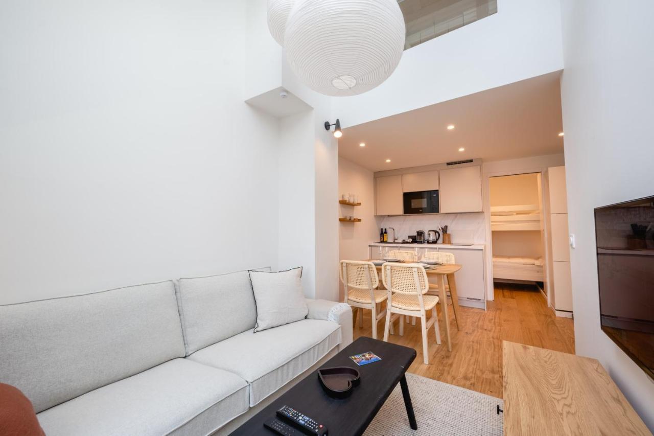 Le Duplex Vaugelas Atypique En Plein Centre Ville アヌシー エクステリア 写真